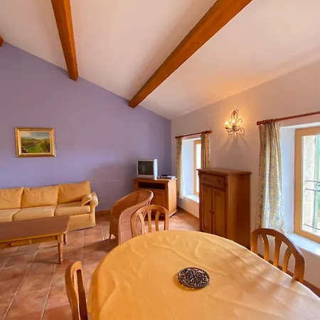 04b9 Beautiful T3 In The Heart Of Lavender - Pool Apartment *