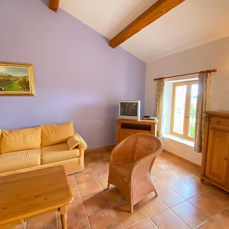 04b9 Beautiful T3 In The Heart Of Lavender - Pool *